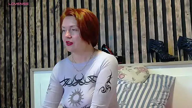 Alis Lovi online show from October 2025 11:05:02 PM