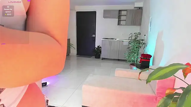 Snapshot of Hannah_Jonhson chatting on November 2025 02:28:02 AM Hannah Jonhson online show from November 2025 02:28:02 AM