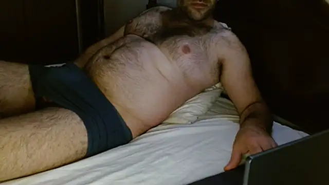 Snapshot of _tuga_man_ chatting on April 2026 11:52:02 PM tuga man online show from April 2026 11:52:02 PM