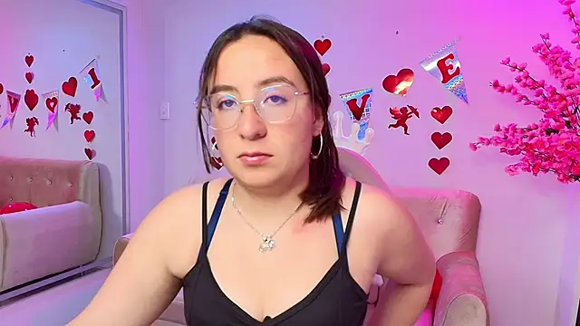 Snapshot of Lilyy_evans chatting on February 2025 11:44:02 AM Lilyy evans online show from February 2025 11:44:02 AM