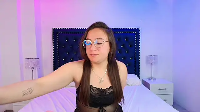 Snapshot of Lilyy_evans chatting on February 2025 10:07:02 AM Lilyy evans online show from February 2025 10:07:02 AM