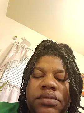 Snapshot of Big_BodyDee chatting on November 2025 01:55:02 AM Big BodyDee online show from November 2025 01:55:02 AM