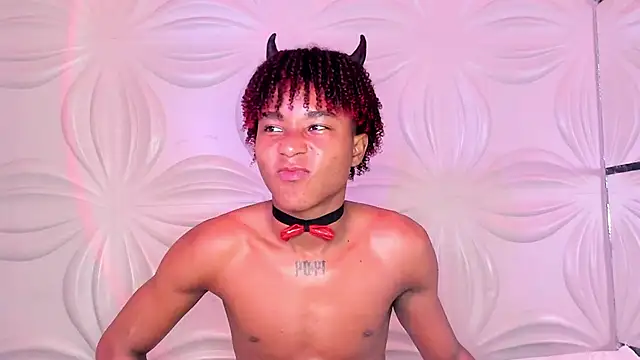 Snapshot of JackBBC18 chatting on February 2025 01:22:01 PM JackBBC18 online show from February 2025 01:22:01 PM