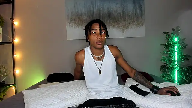 Snapshot of JackBBC18 chatting on September 2025 02:06:02 PM JackBBC18 online show from September 2025 02:06:02 PM