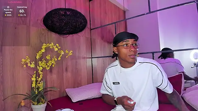 Snapshot of JackBBC18 chatting on September 2025 02:21:01 PM JackBBC18 online show from September 2025 02:21:01 PM