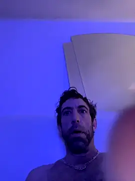 Snapshot of Pilote19 chatting on October 2025 05:55:02 PM Pilote19 online show from October 2025 05:55:02 PM