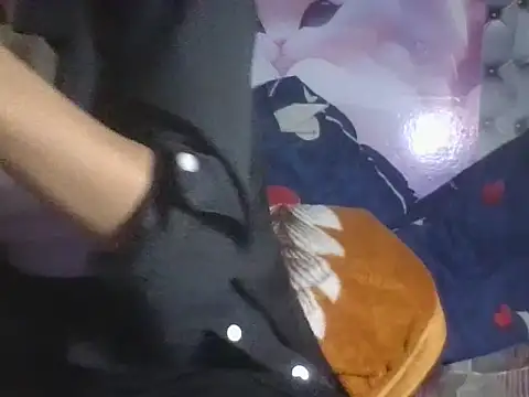 Snapshot of AKANSHA_7 chatting on October 2025 07:36:02 PM AKANSHA 7 online show from October 2025 07:36:02 PM