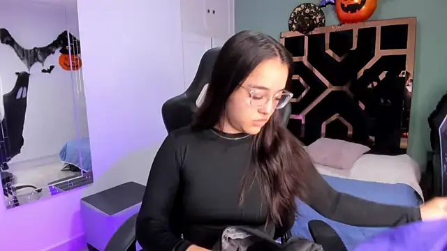 Billie Jhonson  online show from October 2025 07:36:02 PM