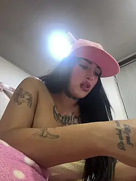 Girl milk7 online show from March 2026 06:42:01 AM