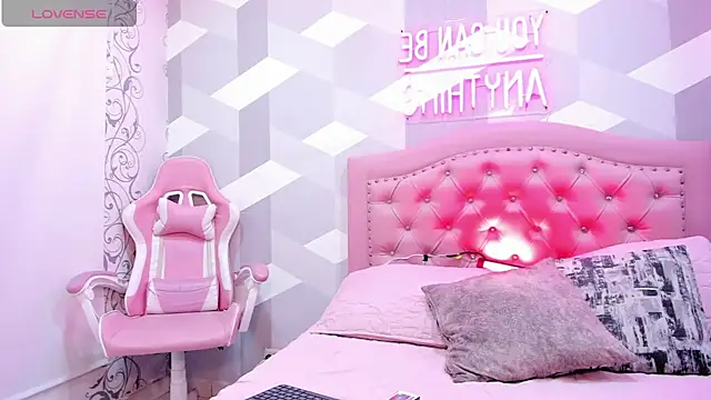 VioletRousse  online show from February 2025 07:17:02 PM