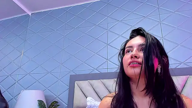 VioletRousse  online show from February 2025 03:52:01 PM