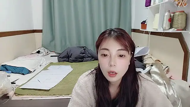 Snapshot of Song_99 chatting on February 2025 02:00:02 PM Song 99 online show from February 2025 02:00:02 PM