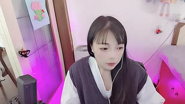 Song 99 online show from March 2026 04:13:02 AM