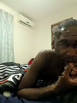 Snapshot of babyboy_tee chatting on October 2025 12:50:02 AM babyboy tee online show from October 2025 12:50:02 AM