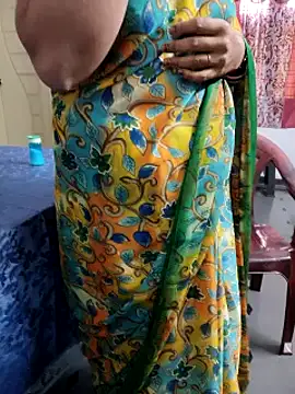 Snapshot of laxmitelugu78 chatting on March 2025 09:17:02 AM laxmitelugu78 online show from March 2025 09:17:02 AM