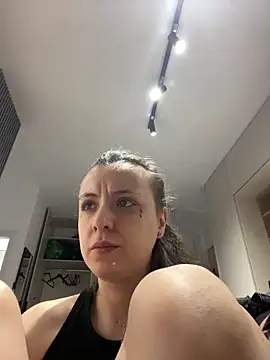 bunnythetailor online show from May 2026 06:09:01 PM