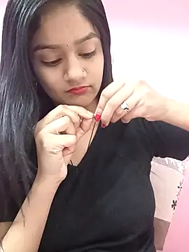 Tanu-00 online show from November 2025 02:02:01 PM