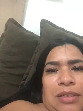 Snapshot of indiazinha69_ chatting on April 2026 10:45:01 PM indiazinha69 online show from April 2026 10:45:01 PM
