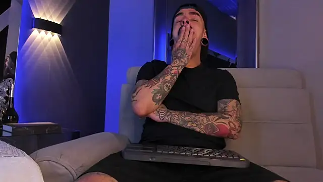 kaletattoo online show from September 2025 03:13:02 PM