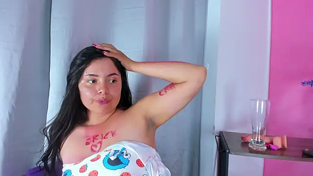 Snapshot of evaa_greey chatting on January 2025 02:32:01 AM evaa greey online show from January 2025 02:32:01 AM