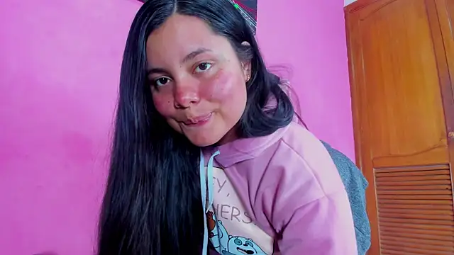 Snapshot of evaa_greey chatting on February 2025 08:11:02 PM evaa greey online show from February 2025 08:11:02 PM