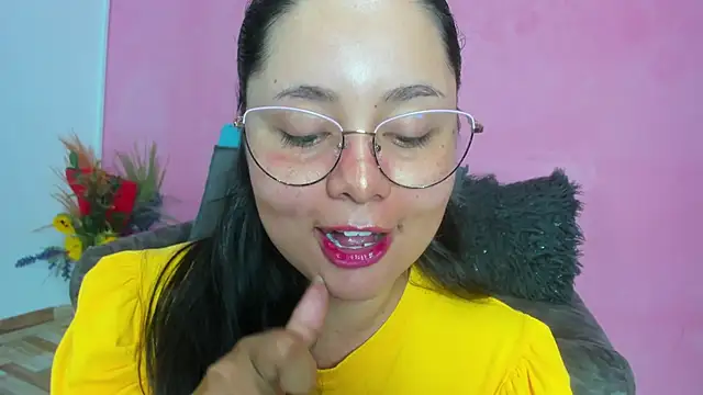 Snapshot of evaa_greey chatting on March 2025 10:02:02 PM evaa greey online show from March 2025 10:02:02 PM