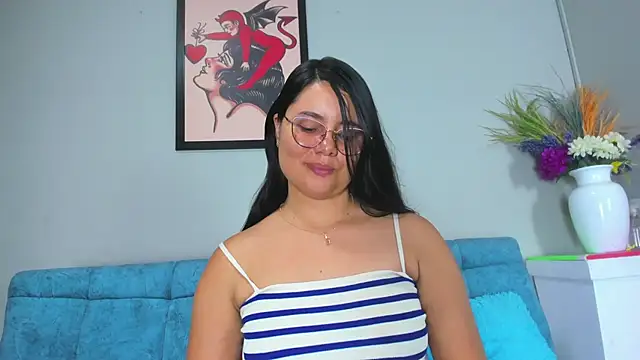 Snapshot of evaa_greey chatting on October 2025 08:09:02 PM evaa greey online show from October 2025 08:09:02 PM