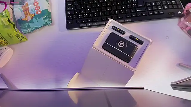 Bonet iris online show from February 2026 07:01:02 PM