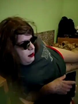 Adrianka online show from October 2025 10:56:01 PM