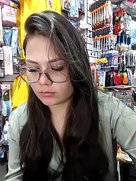 Vale Saenzz online show from March 2026 04:50:02 PM