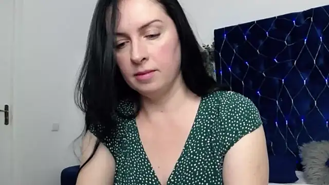 Snapshot of JacquelineElle chatting on February 2025 06:39:01 PM JacquelineElle online show from February 2025 06:39:01 PM