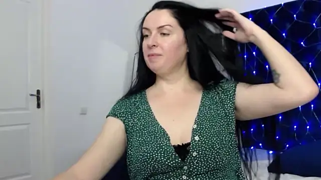 Snapshot of JacquelineElle chatting on February 2025 09:39:02 PM JacquelineElle online show from February 2025 09:39:02 PM