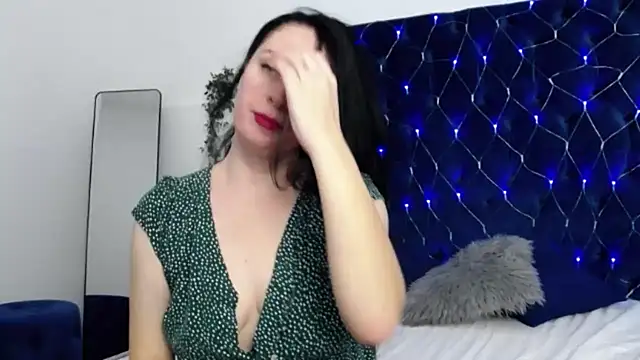 Snapshot of JacquelineElle chatting on March 2025 06:11:02 PM JacquelineElle online show from March 2025 06:11:02 PM