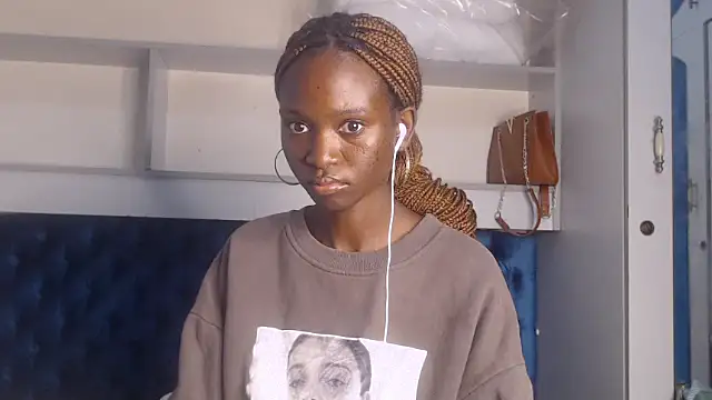 YoungDiva69 online show from February 2025 11:10:02 AM