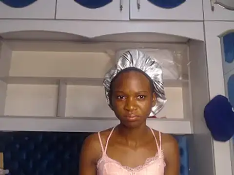 YoungDiva69 online show from February 2025 08:31:01 PM