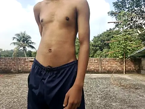 Snapshot of HomeCum chatting on November 2025 02:45:01 AM HomeCum online show from November 2025 02:45:01 AM