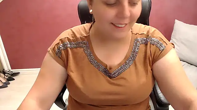 Wetandnaughtyxx online show from September 2025 03:35:02 PM