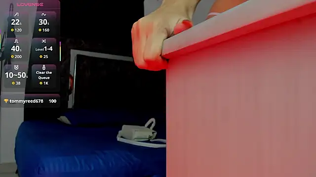 Nicol TransGirl online show from February 2026 03:48:01 AM