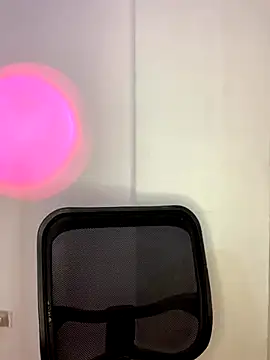 Snapshot of Miss_karol chatting on October 2025 06:29:01 PM Miss karol online show from October 2025 06:29:01 PM