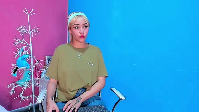 asami kimi online show from February 2025 10:26:01 PM