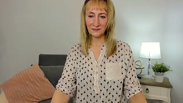 MargaretMilf69 online show from February 2025 04:31:01 PM
