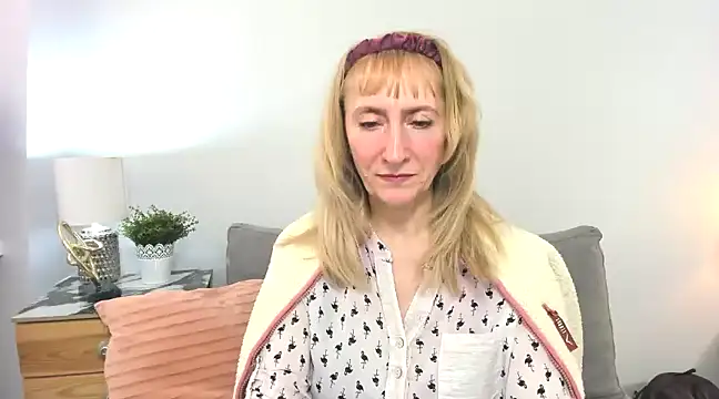 MargaretMilf69 online show from March 2025 01:34:02 PM
