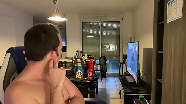 Funnyjul31 online show from February 2025 05:50:01 PM