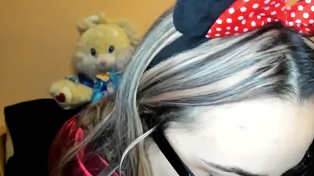 LadyLyanna online show from November 2025 10:10:02 PM