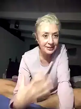 divinaerotica online show from November 2025 09:36:02 PM