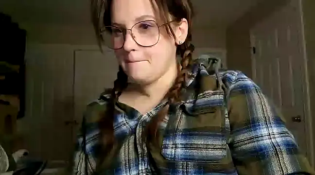 Snapshot of MrsJess chatting on January 2025 02:09:01 AM MrsJess online show from January 2025 02:09:01 AM