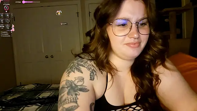 Snapshot of MrsJess chatting on March 2025 02:35:02 AM MrsJess online show from March 2025 02:35:02 AM
