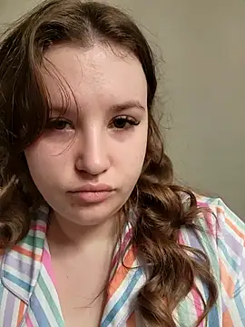 MrsJess online show from April 2026 04:12:01 PM