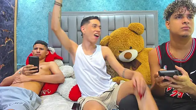 Sexys Hornys Boys online show from February 2025 11:02:01 PM
