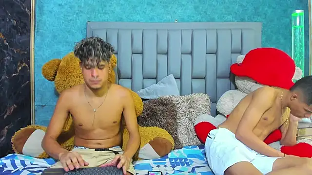 Sexys Hornys Boys online show from February 2025 10:28:01 PM